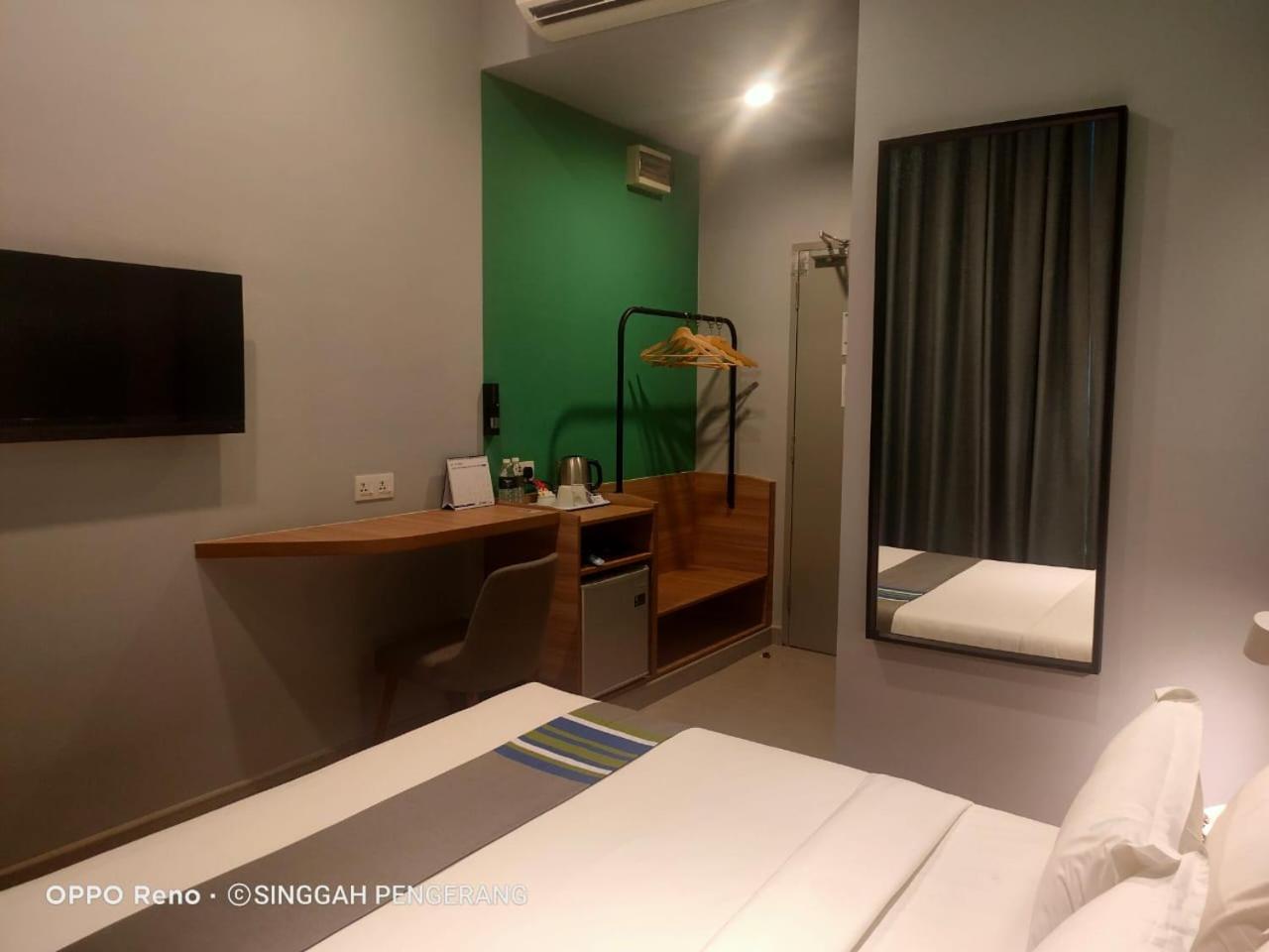 Singgah Pengerang Hotel エクステリア 写真