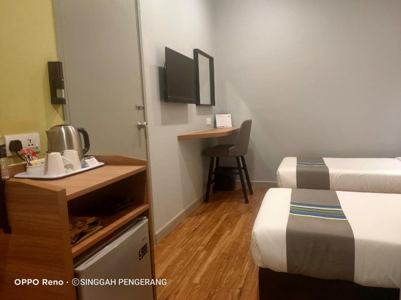 Singgah Pengerang Hotel エクステリア 写真