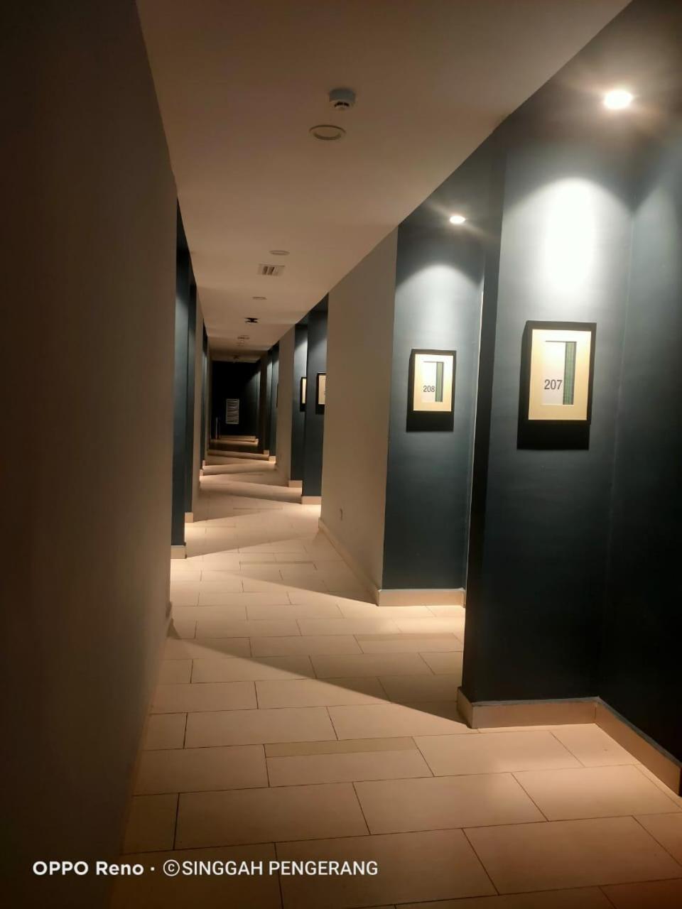 Singgah Pengerang Hotel エクステリア 写真